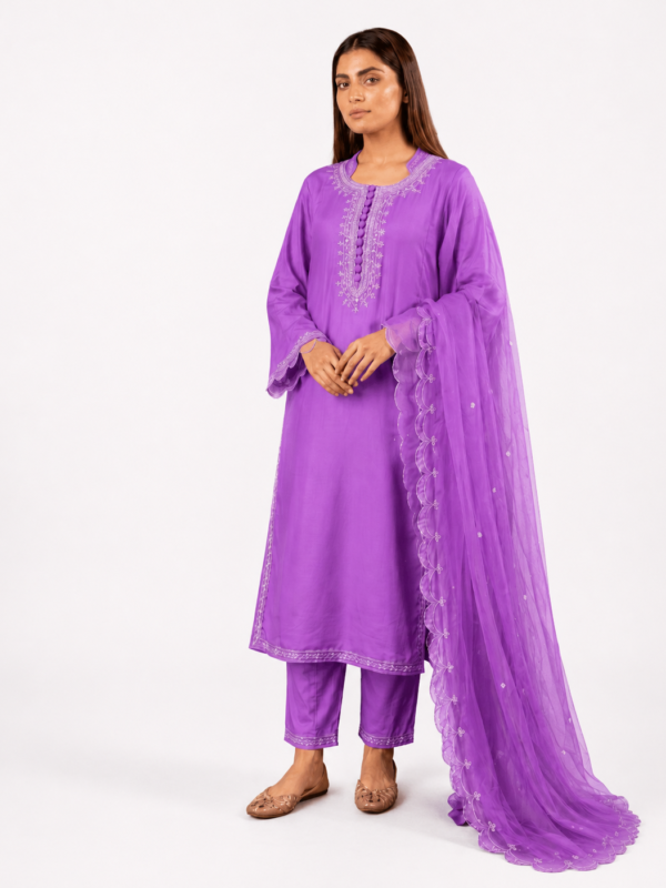 Noor-e-Banafsha